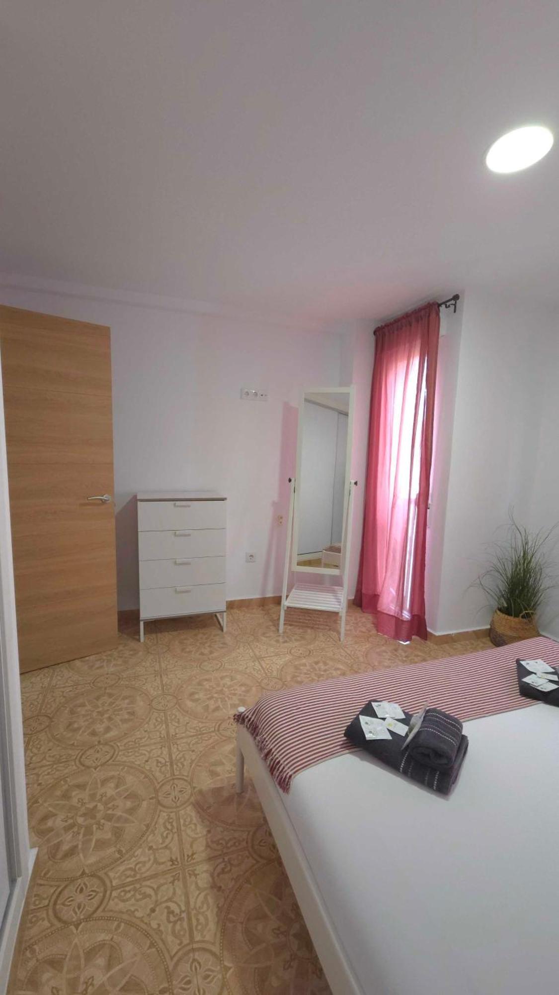 Suncastle Apartamentos Alicante -With Sunny Rooftop Terrace And Barbecue Exterior photo