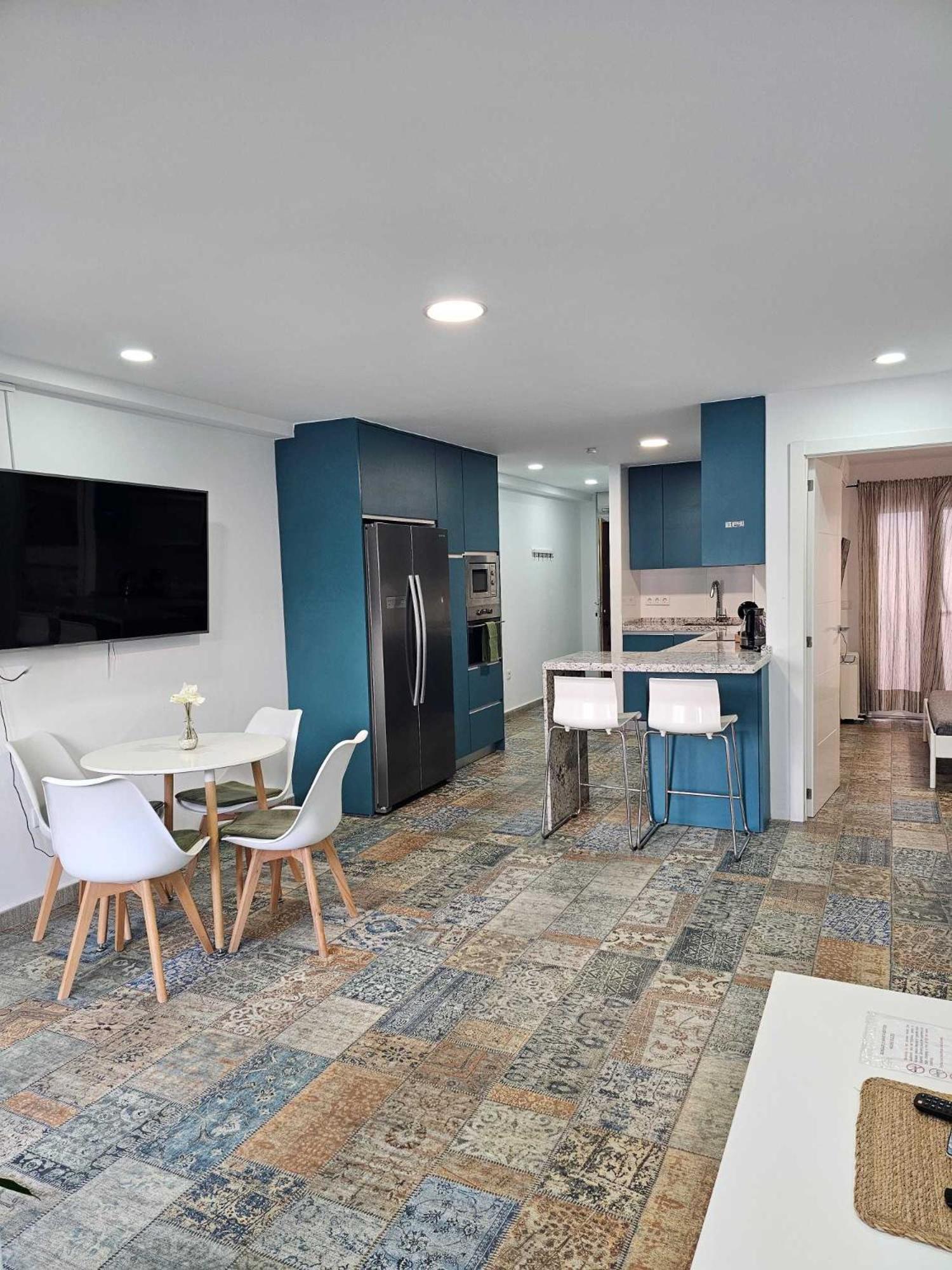 Suncastle Apartamentos Alicante -With Sunny Rooftop Terrace And Barbecue Exterior photo